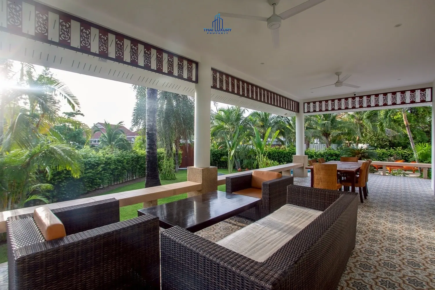 ขายวิลล่าสระว่ายน้ำสุดหรู สไตล์โมเดิร์น ที่ Smart House Valley หัวหิน