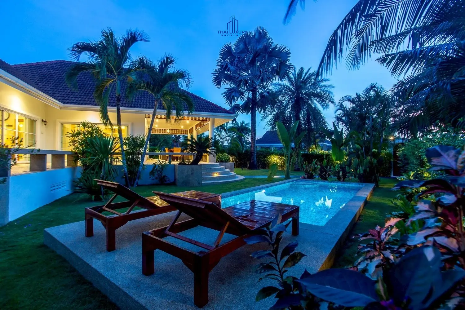 ขายวิลล่าสระว่ายน้ำสุดหรู สไตล์โมเดิร์น ที่ Smart House Valley หัวหิน