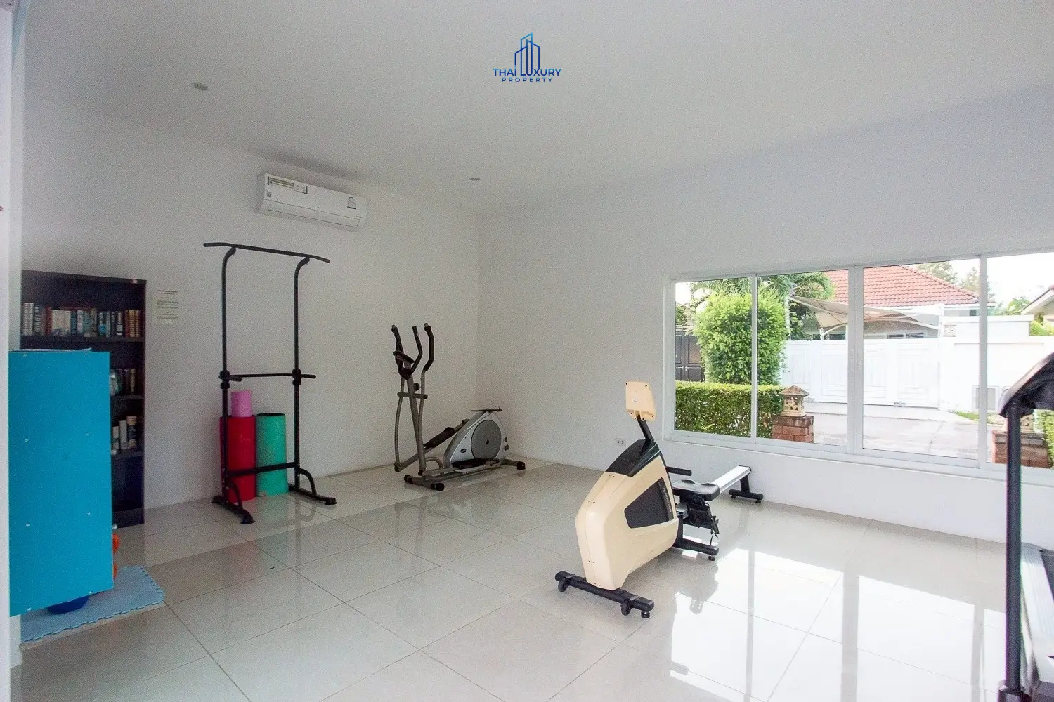 ขายวิลล่าสระว่ายน้ำสุดหรู สไตล์โมเดิร์น ที่ Smart House Valley หัวหิน