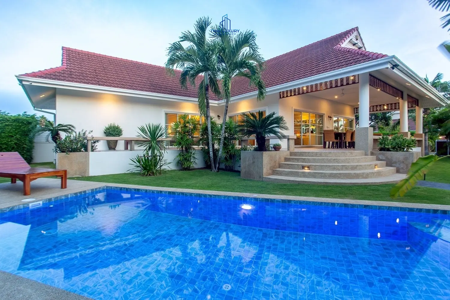 ขายวิลล่าสระว่ายน้ำสุดหรู สไตล์โมเดิร์น ที่ Smart House Valley หัวหิน