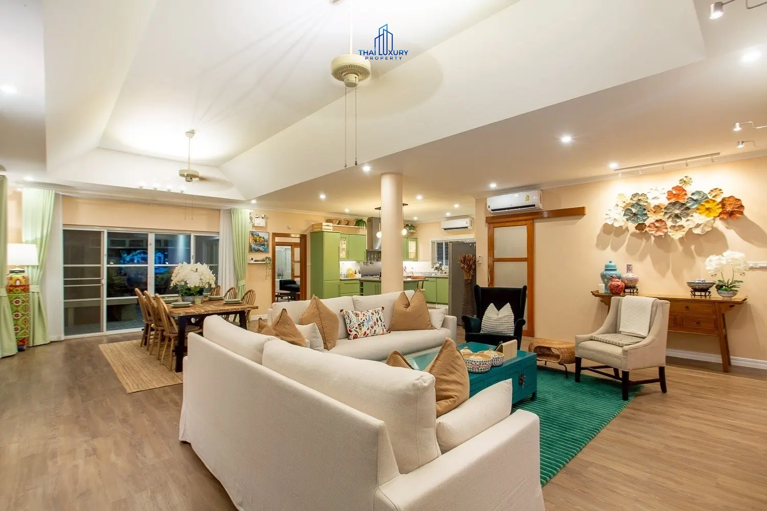 ขายวิลล่าสระว่ายน้ำสุดหรู สไตล์โมเดิร์น ที่ Smart House Valley หัวหิน