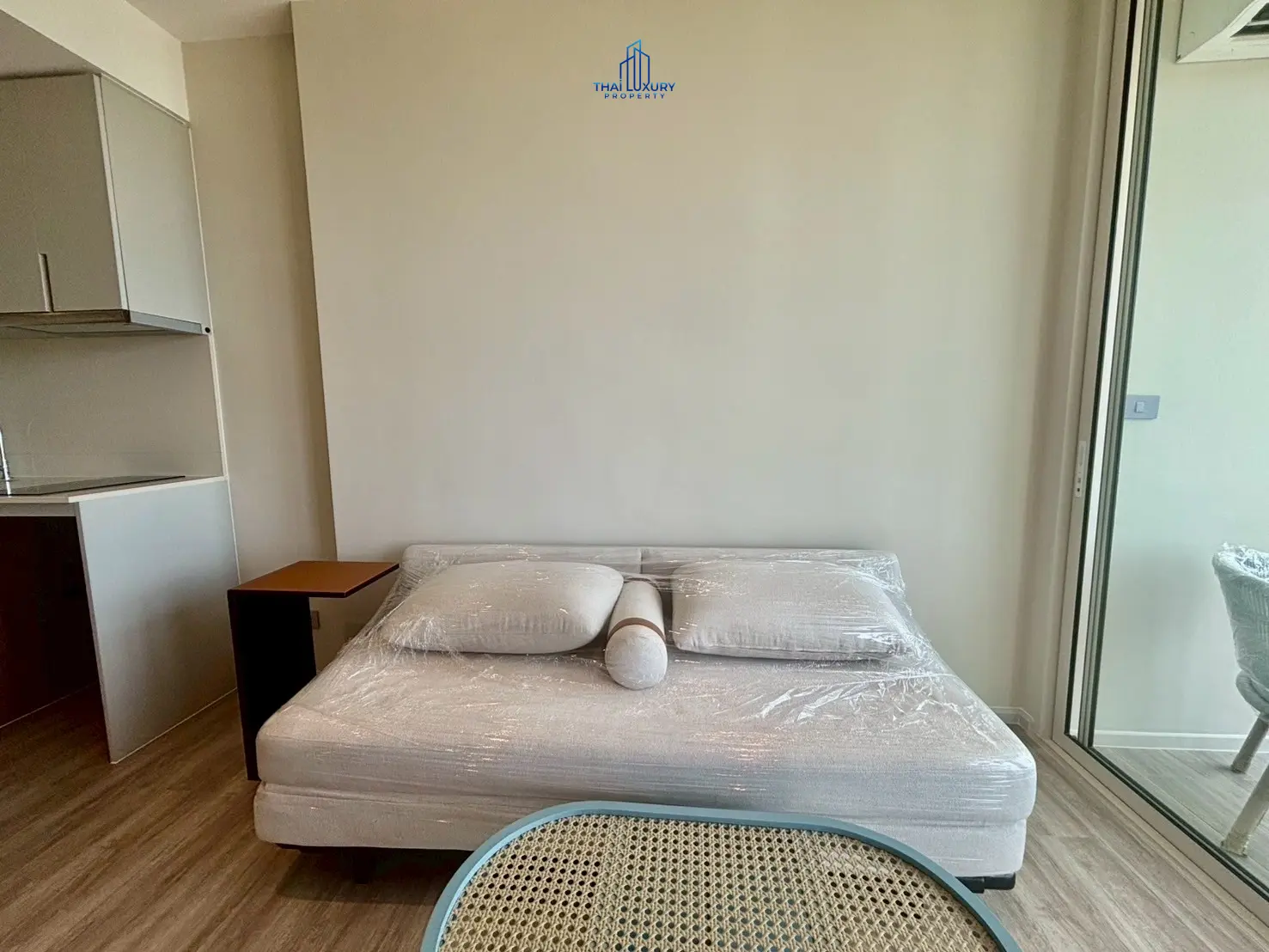 คอนโดหรูใหม่เอี่ยม 1 ห้องนอน เห็นวิวทะเล ที่ VEHHA HUA HIN