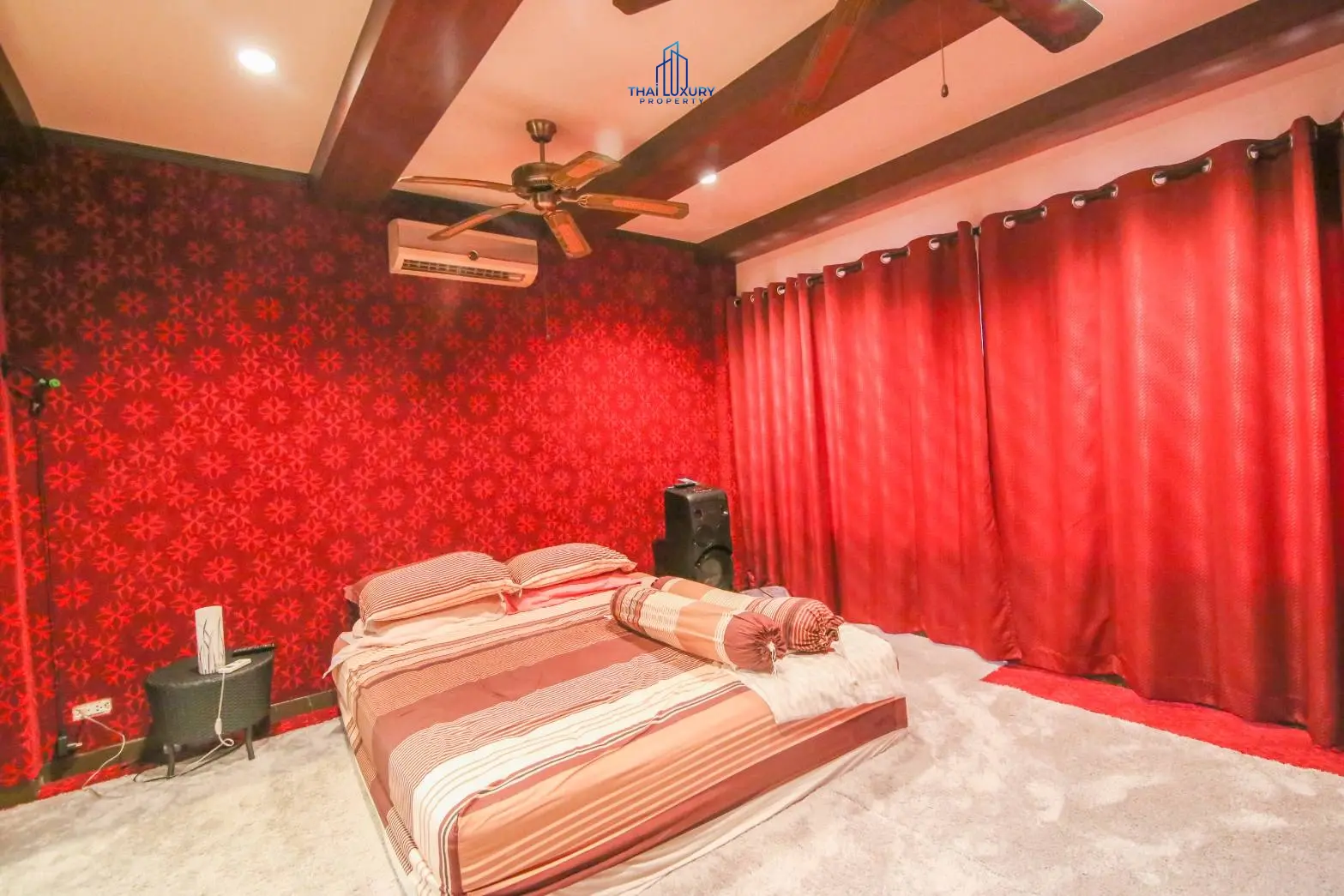 วิลล่าหรู 4 ห้องนอน พร้อมสระว่ายน้ำส่วนตัว ที่ Palm Hills Golf Course ชะอำ – หัวหิน