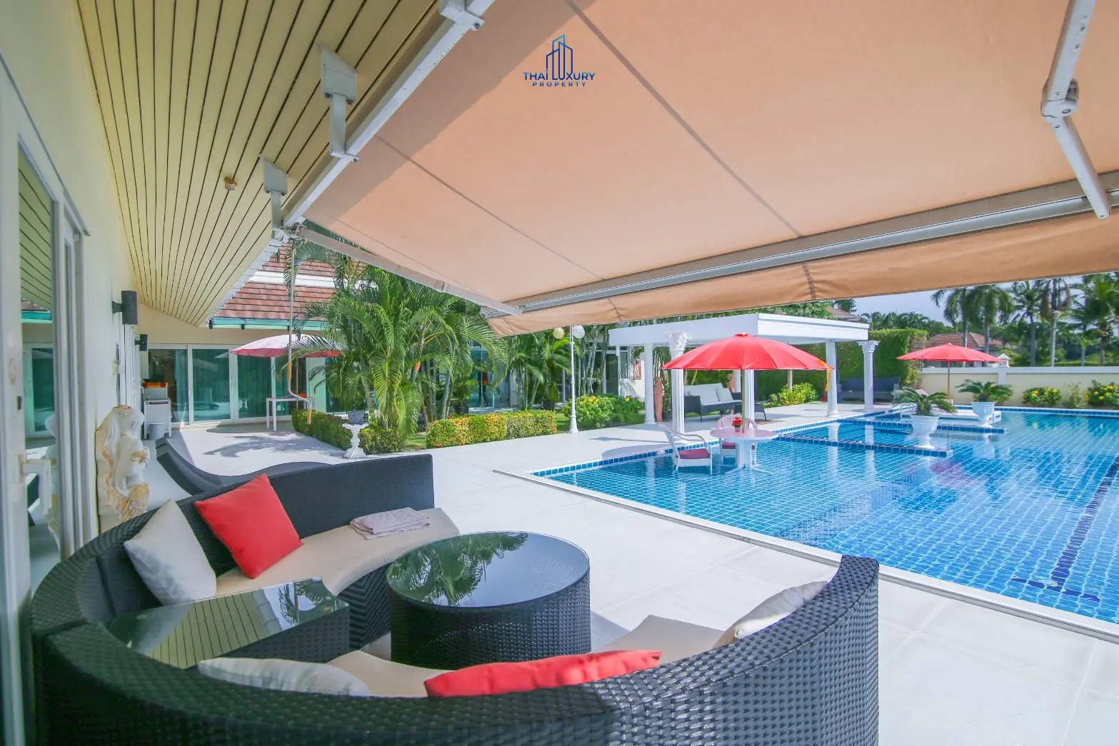 วิลล่าหรู 4 ห้องนอน พร้อมสระว่ายน้ำส่วนตัว ที่ Palm Hills Golf Course ชะอำ – หัวหิน