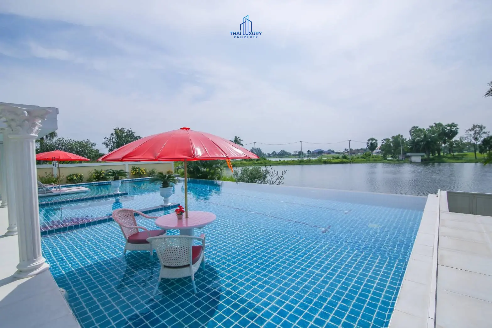 วิลล่าหรู 4 ห้องนอน พร้อมสระว่ายน้ำส่วนตัว ที่ Palm Hills Golf Course ชะอำ – หัวหิน