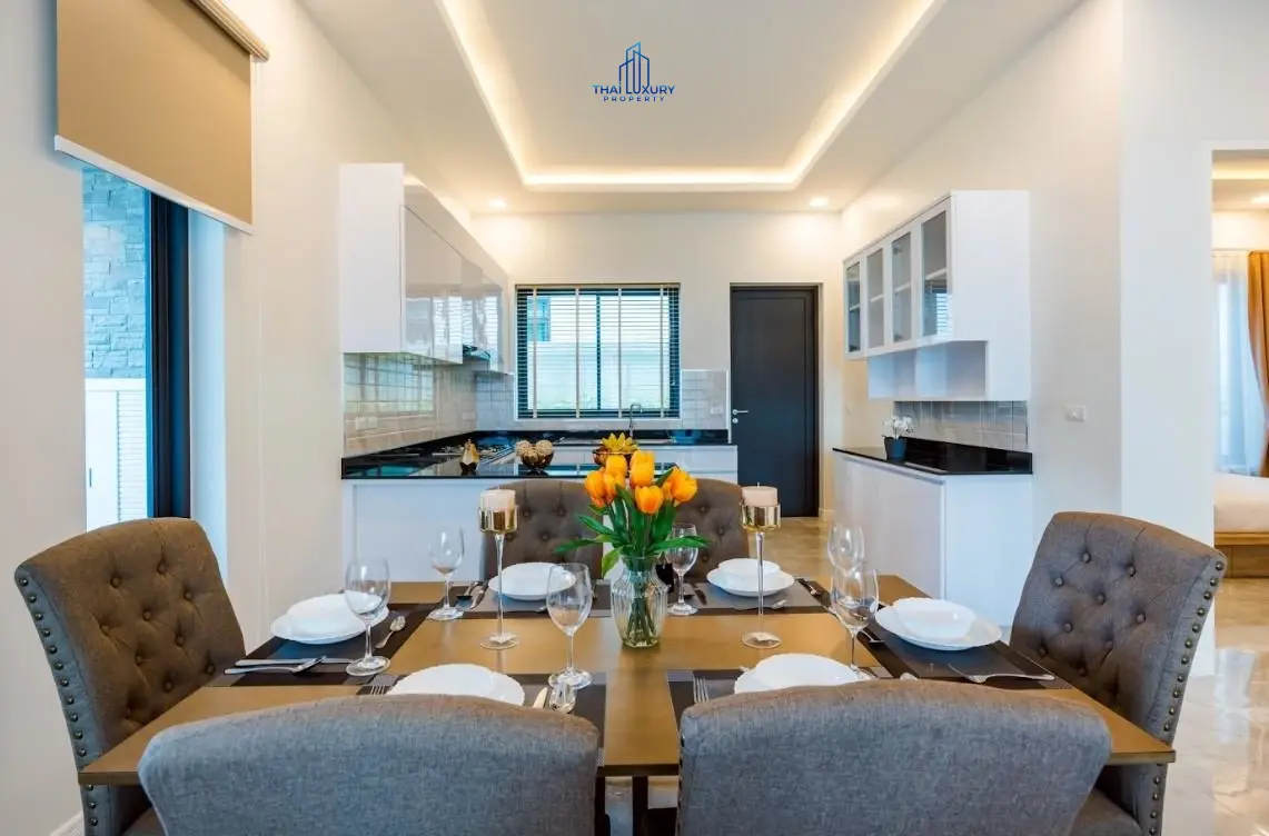 วิลล่าสระว่ายน้ำสุดหรู 3 ห้องนอนสุดสวย ที่ Plumeria Pool Villa หัวหิน - ชะอำ