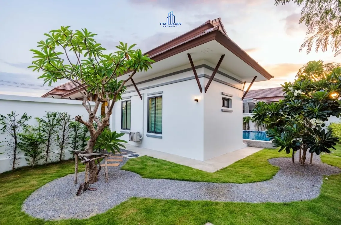 วิลล่าสระว่ายน้ำสุดหรู 3 ห้องนอนสุดสวย ที่ Plumeria Pool Villa หัวหิน - ชะอำ