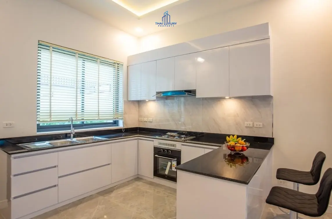 วิลล่าสระว่ายน้ำสุดหรู 3 ห้องนอนสุดสวย ที่ Plumeria Pool Villa หัวหิน - ชะอำ