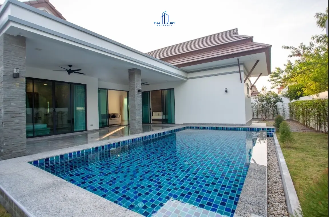 วิลล่าสระว่ายน้ำสุดหรู 3 ห้องนอนสุดสวย ที่ Plumeria Pool Villa หัวหิน - ชะอำ