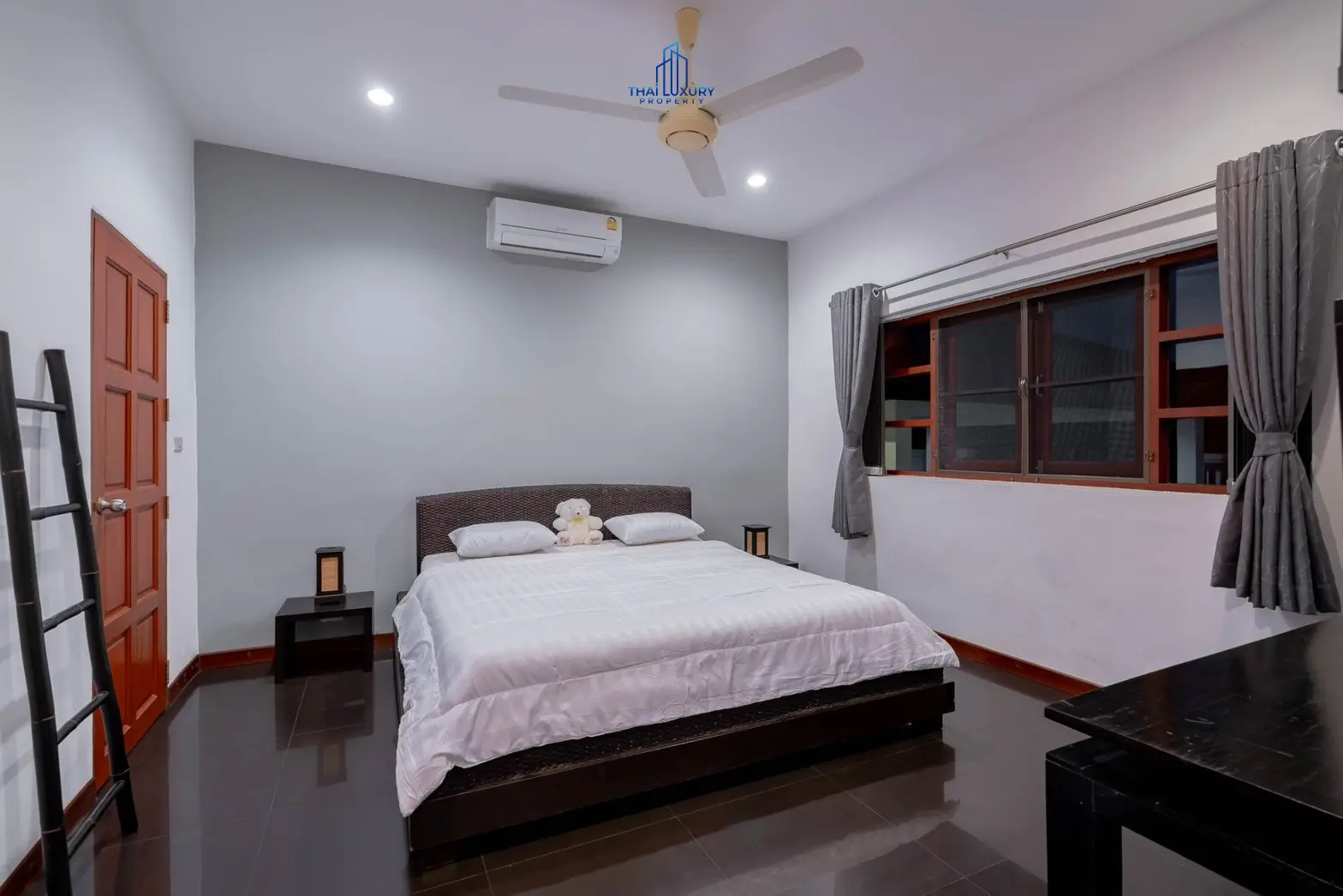 วิลล่าสระว่ายน้ำสไตล์โมเดิร์น 3 ห้องนอน ที่ Golf Village หัวหิน – ขาย