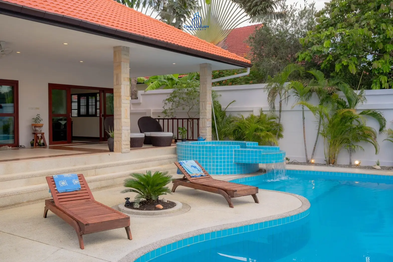 วิลล่าสระว่ายน้ำสไตล์โมเดิร์น 3 ห้องนอน ที่ Golf Village หัวหิน – ขาย