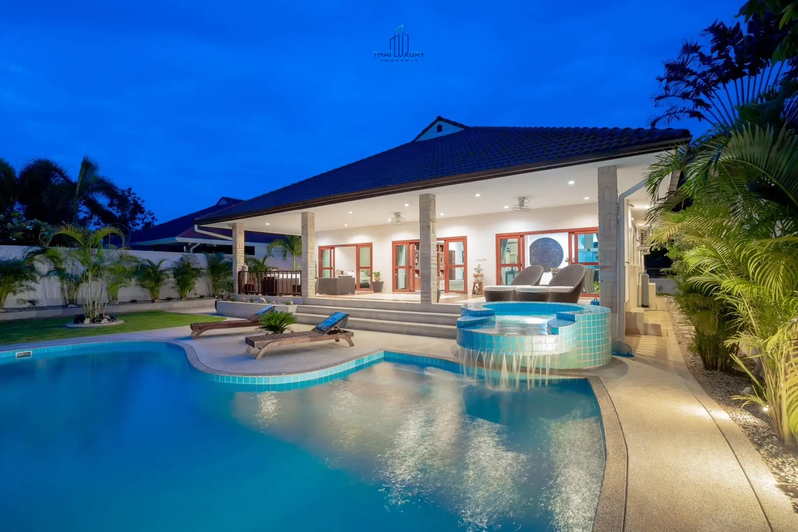 วิลล่าสระว่ายน้ำสไตล์โมเดิร์น 3 ห้องนอน ที่ Golf Village หัวหิน – ขาย