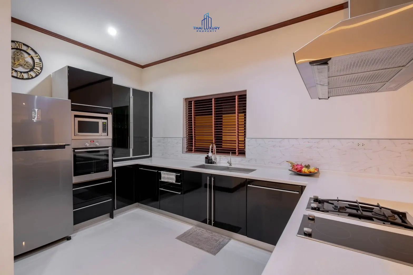 วิลล่าสระว่ายน้ำสไตล์โมเดิร์น 3 ห้องนอน ที่ Golf Village หัวหิน – ขาย