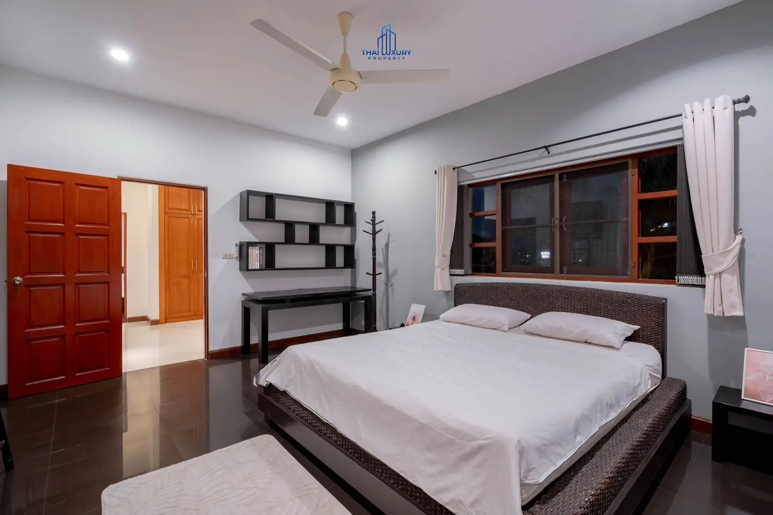 วิลล่าสระว่ายน้ำสไตล์โมเดิร์น 3 ห้องนอน ที่ Golf Village หัวหิน – ขาย