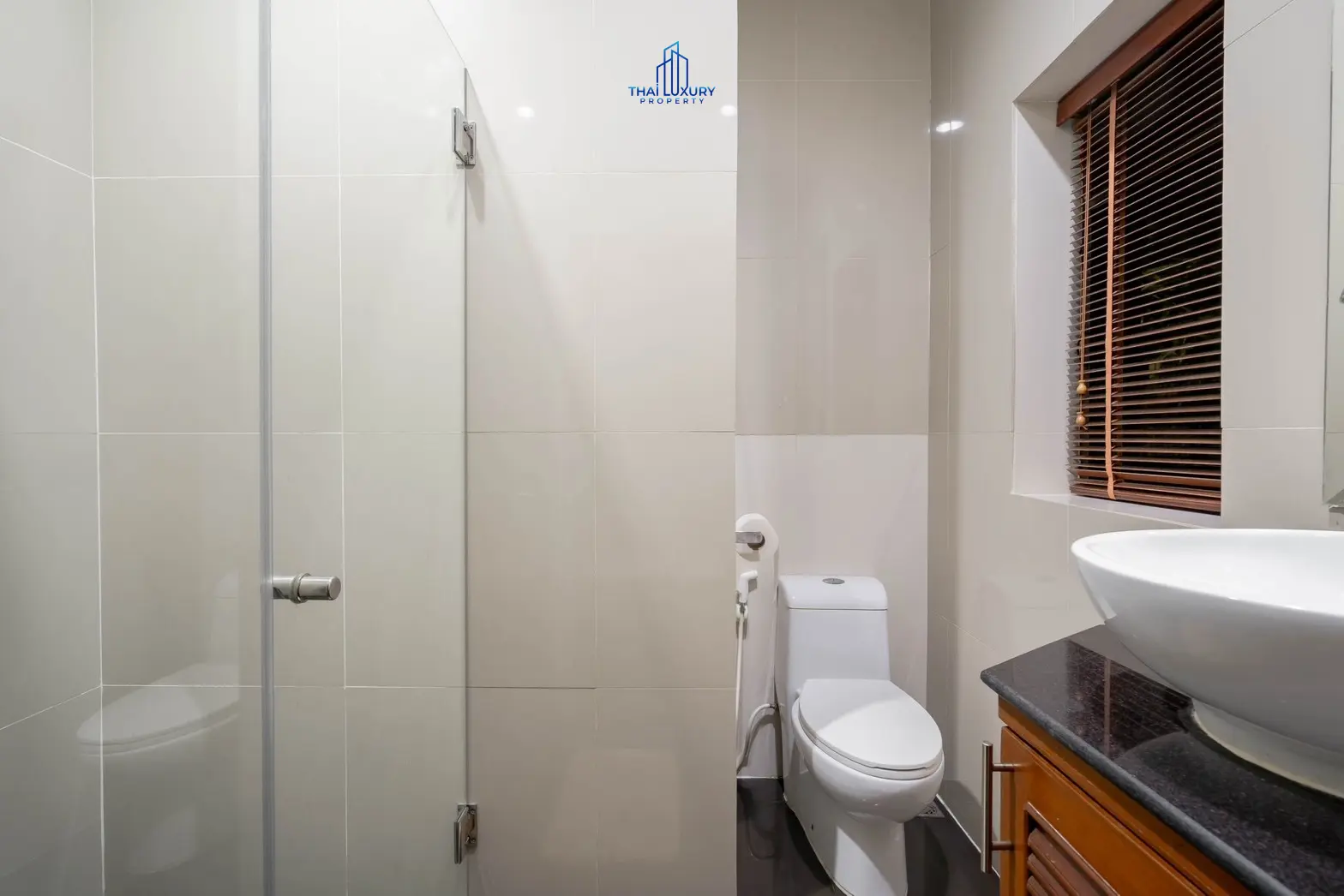 วิลล่าสระว่ายน้ำสไตล์โมเดิร์น 3 ห้องนอน ที่ Golf Village หัวหิน – ขาย