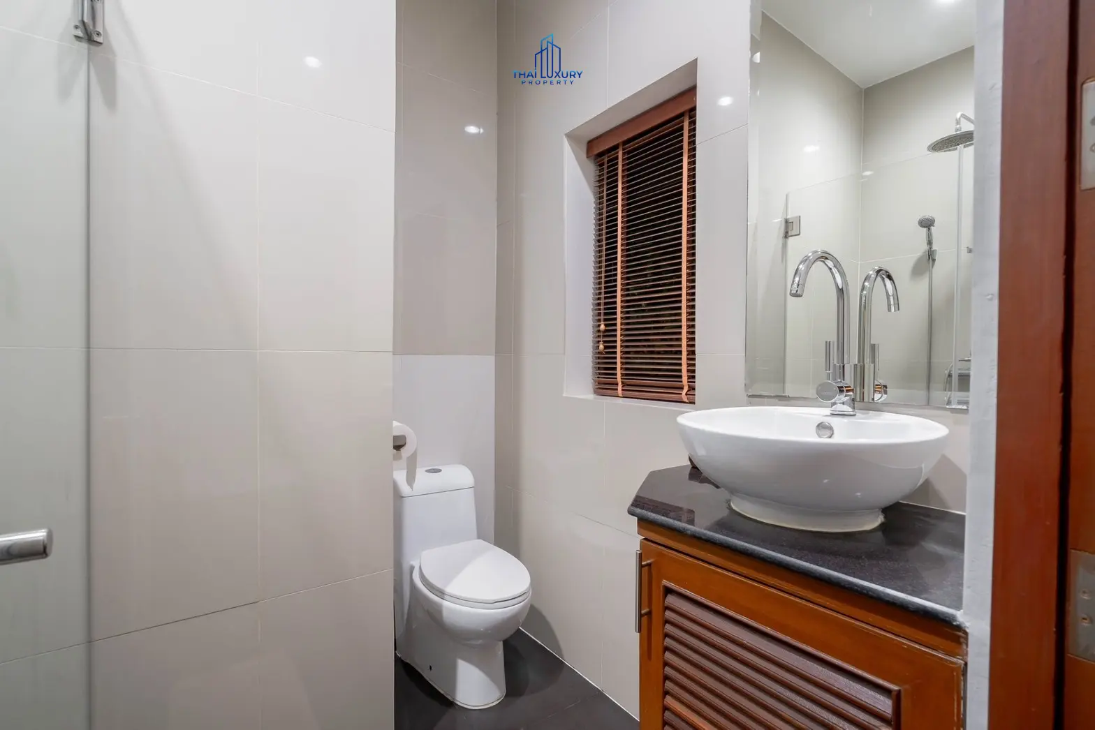 วิลล่าสระว่ายน้ำสไตล์โมเดิร์น 3 ห้องนอน ที่ Golf Village หัวหิน – ขาย