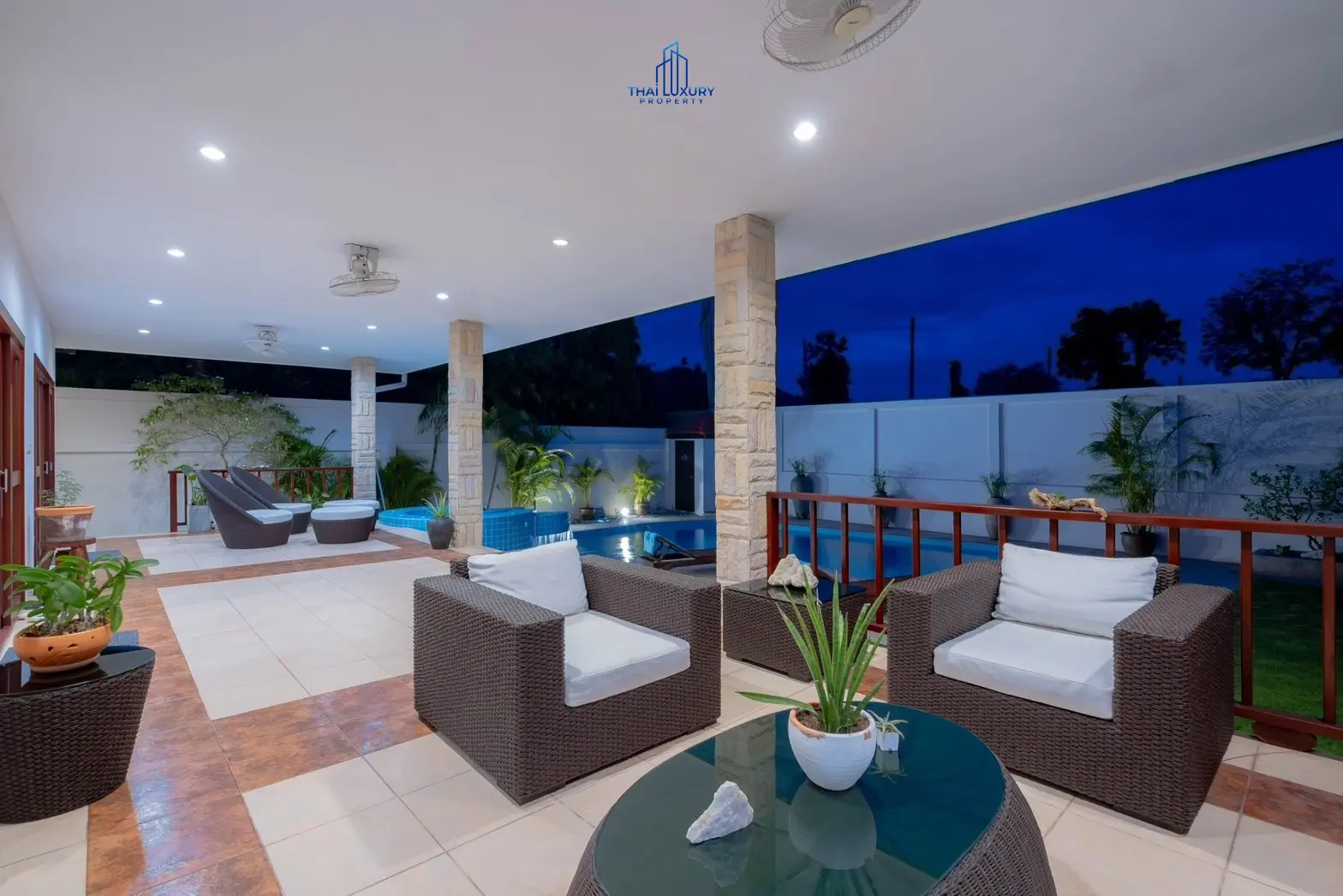 วิลล่าสระว่ายน้ำสไตล์โมเดิร์น 3 ห้องนอน ที่ Golf Village หัวหิน – ขาย