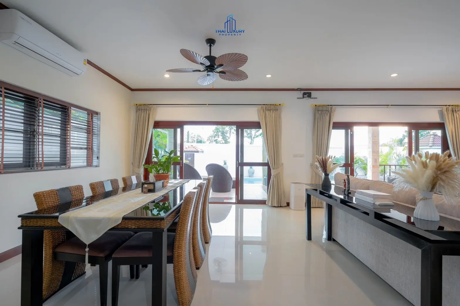 วิลล่าสระว่ายน้ำสไตล์โมเดิร์น 3 ห้องนอน ที่ Golf Village หัวหิน – ขาย