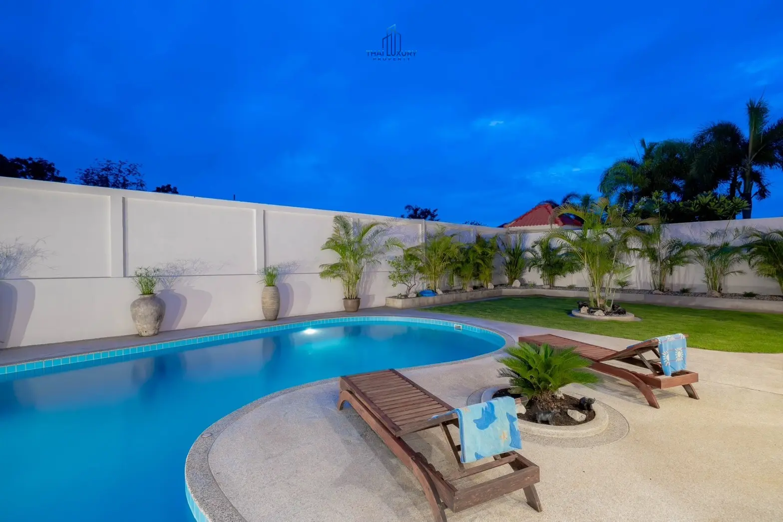 วิลล่าสระว่ายน้ำสไตล์โมเดิร์น 3 ห้องนอน ที่ Golf Village หัวหิน – ขาย