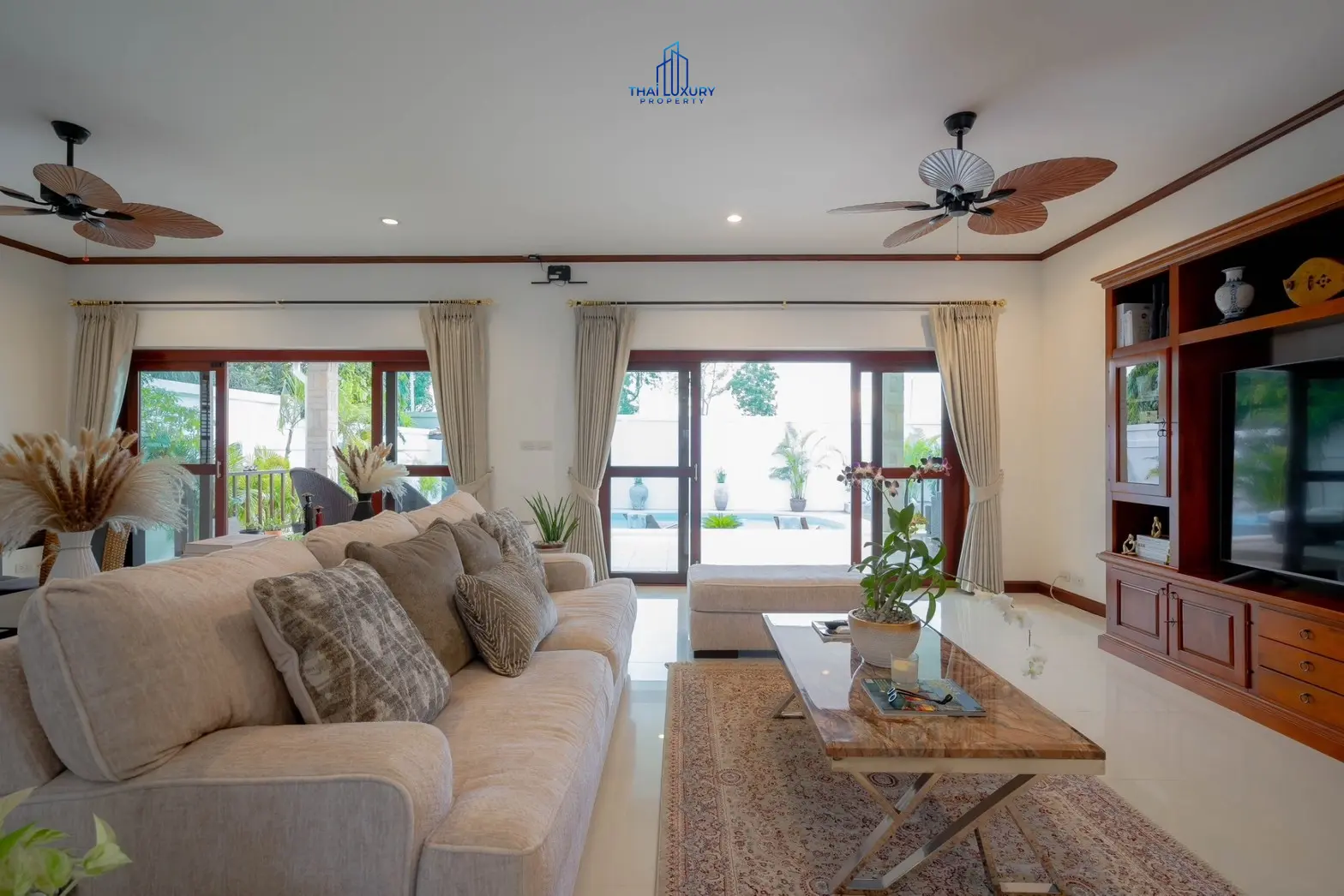 วิลล่าสระว่ายน้ำสไตล์โมเดิร์น 3 ห้องนอน ที่ Golf Village หัวหิน – ขาย