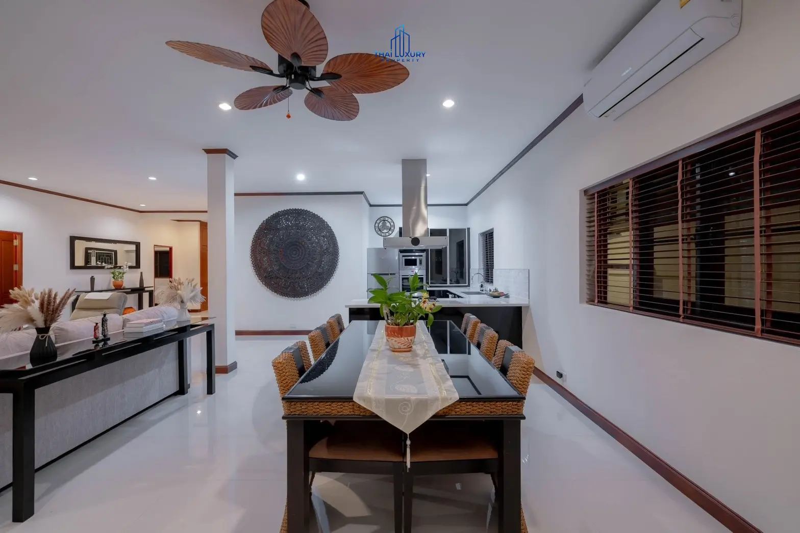 วิลล่าสระว่ายน้ำสไตล์โมเดิร์น 3 ห้องนอน ที่ Golf Village หัวหิน – ขาย