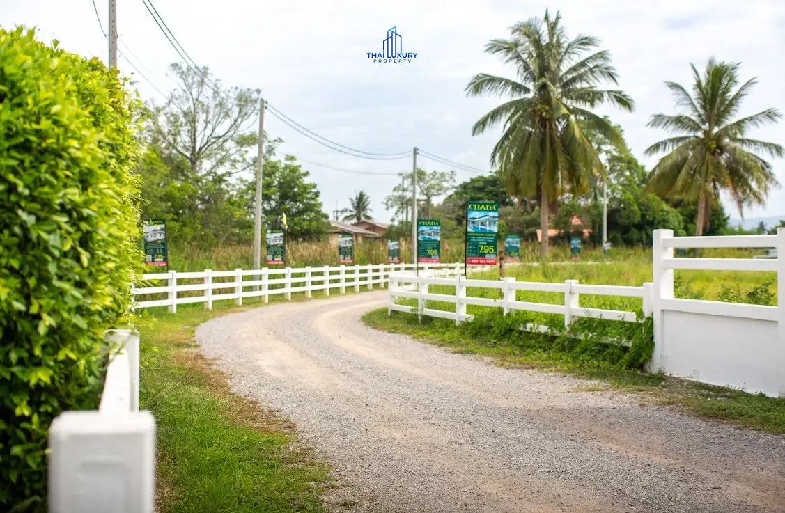 ขายวิลล่าสระว่ายน้ำ 3 ห้องนอนสุดหรู ที่ Chada Homes ซอย 112