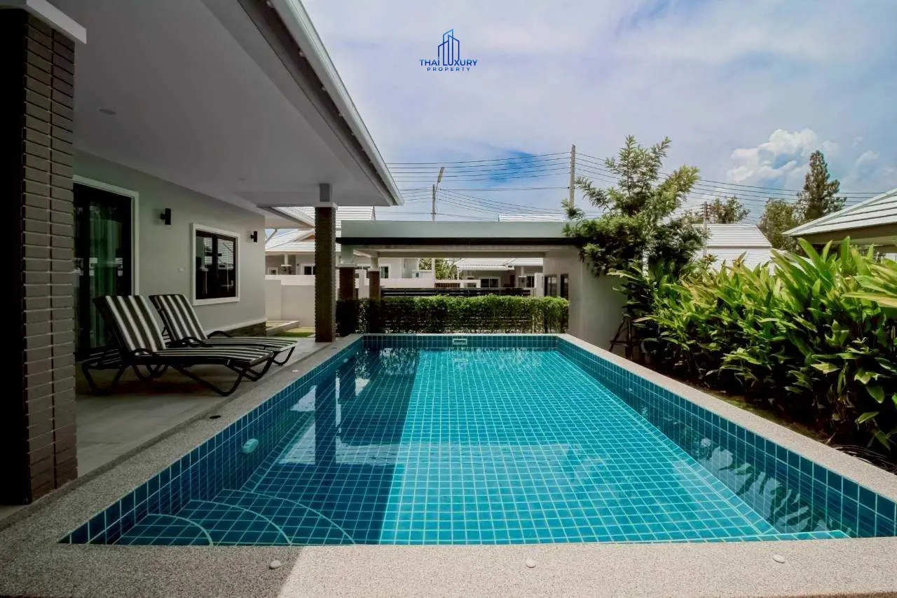 วิลล่าสระว่ายน้ำสุดหรู 3 ห้องนอน สำหรับขาย ที่ Emerald Valley หัวหิน