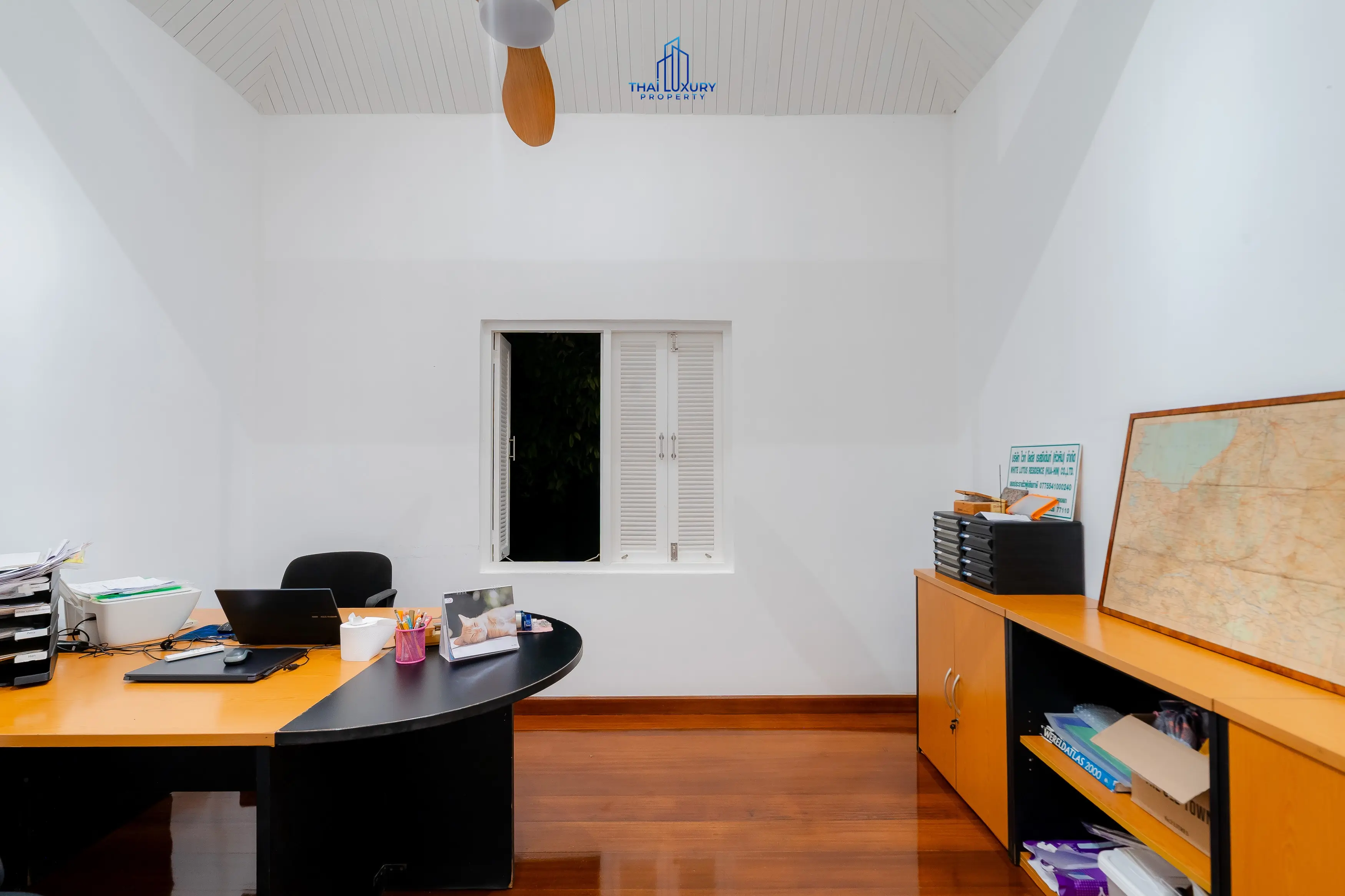 วิลล่าสระว่ายน้ำสุดหรู 4 ห้องนอน พร้อมวิวภูเขา ที่ไวท์โลตัส หัวหิน