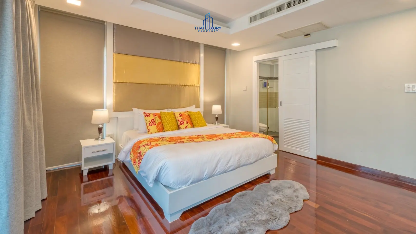 ทาวน์เฮาส์โมเดิร์น 3 ชั้น สำหรับขาย ที่นีโอ คาซ่า หัวหิน – ซอยหัวหิน 51