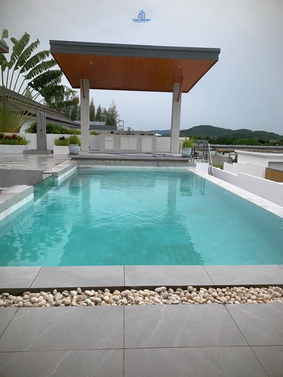 วิลล่าใหม่สุดหรูสำหรับขาย – สไตล์ Botanica Phuket ใน หัวหิน ซอย 112