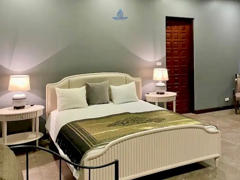 วิลล่าสไตล์โมเดิร์น 6 ห้องนอน สำหรับขาย ที่ Palm Hills ชะอำ – หัวหิน