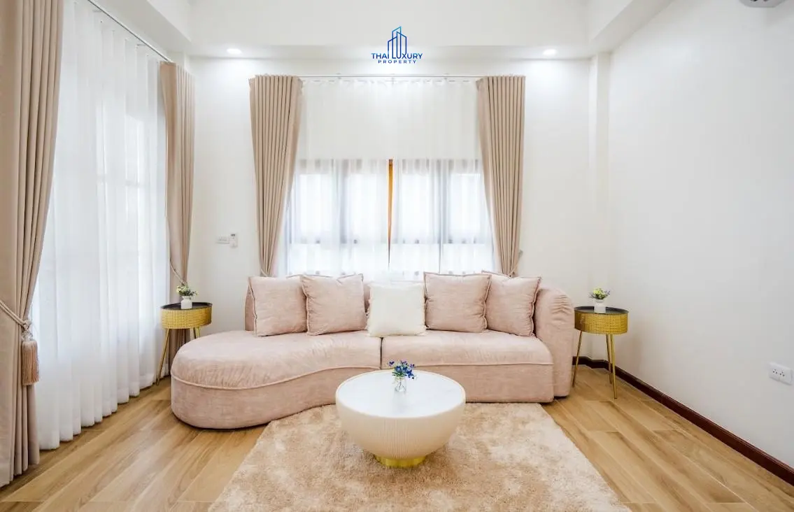 วิลล่าสระว่ายน้ำสไตล์โมเดิร์น 3 ห้องนอน เดี่ยวส่วนตัว สำหรับขาย ที่ชะอำ – หัวหิน