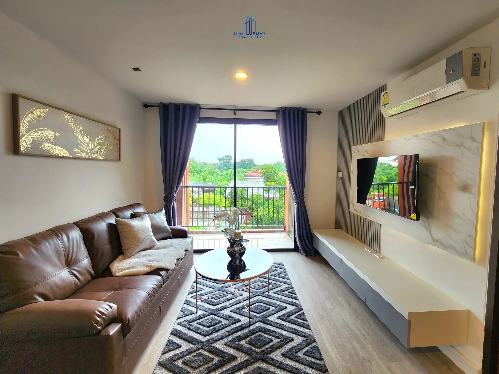 คอนโดสุดสวย 1 ห้องนอน ในทำเลเยี่ยม ที่ Bluroc หัวหิน สำหรับขาย