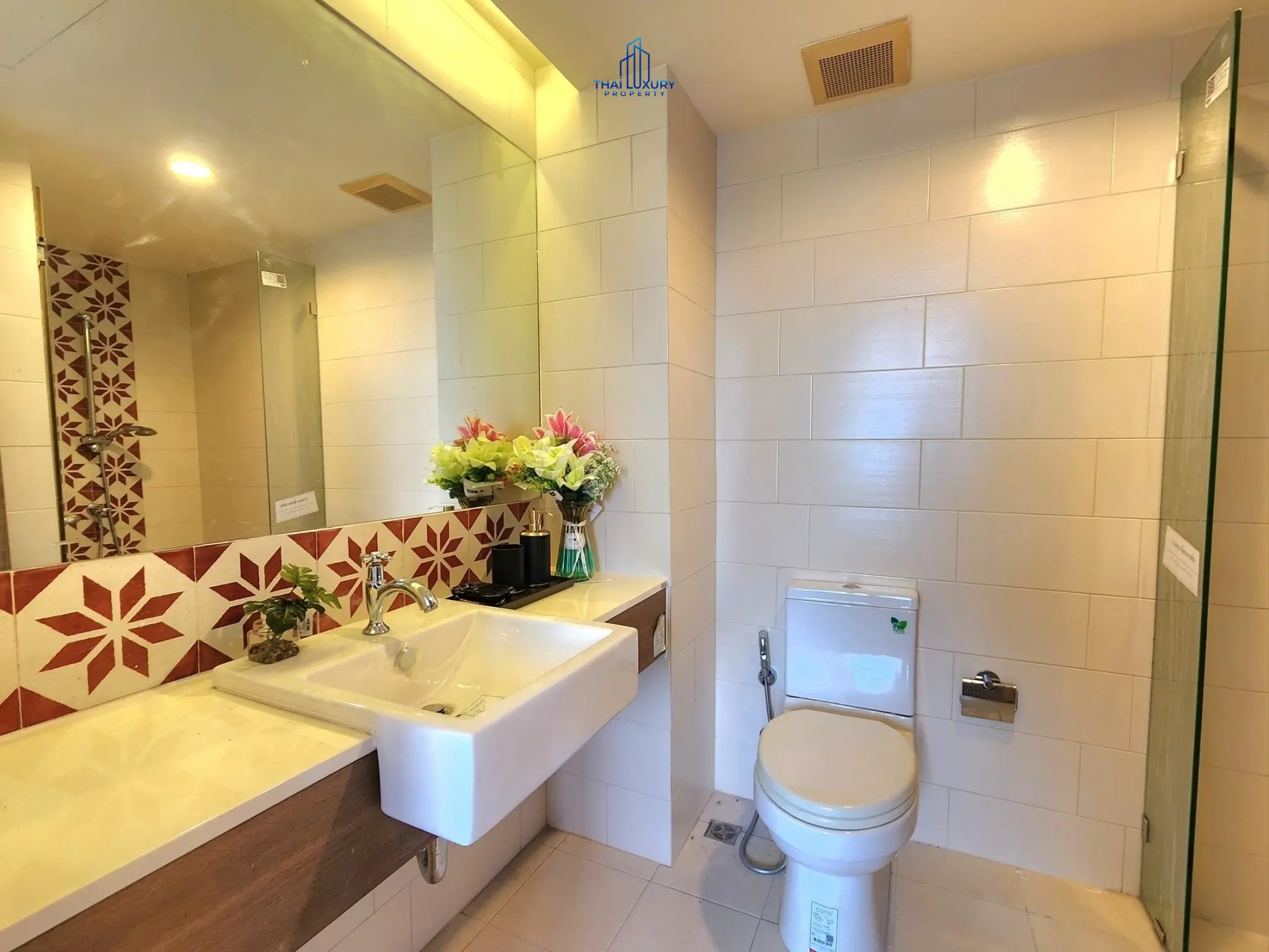 คอนโดสุดสวย 1 ห้องนอน ในทำเลเยี่ยม ที่ Bluroc หัวหิน สำหรับขาย