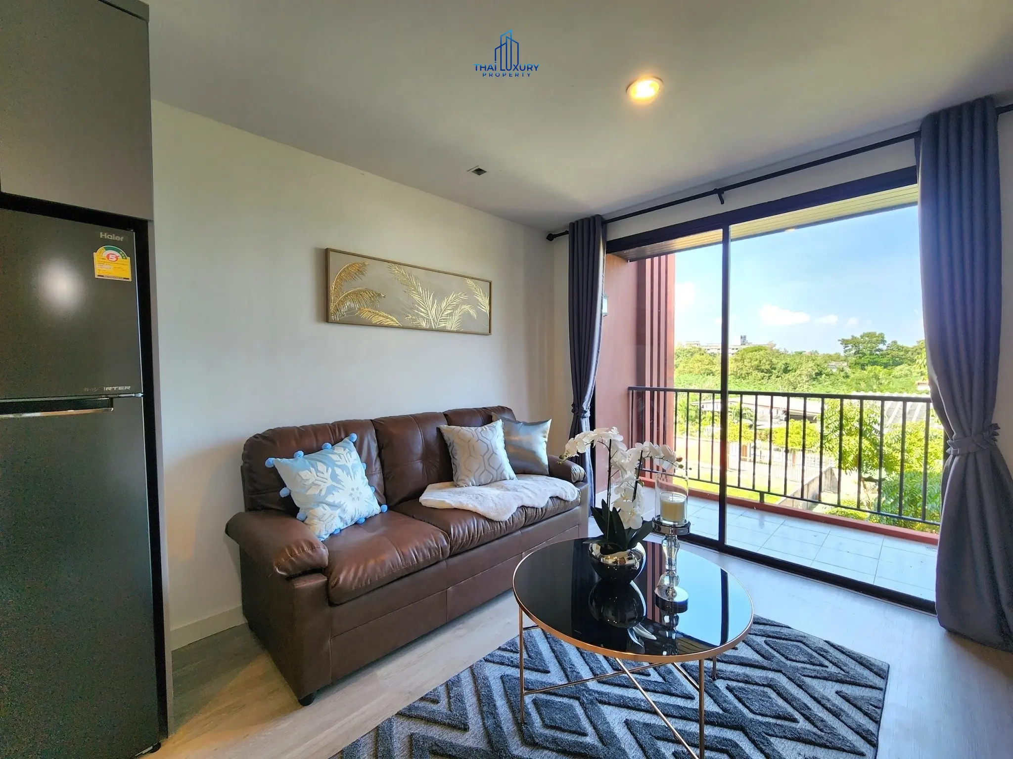 คอนโดสุดสวย 1 ห้องนอน ในทำเลเยี่ยม ที่ Bluroc หัวหิน สำหรับขาย