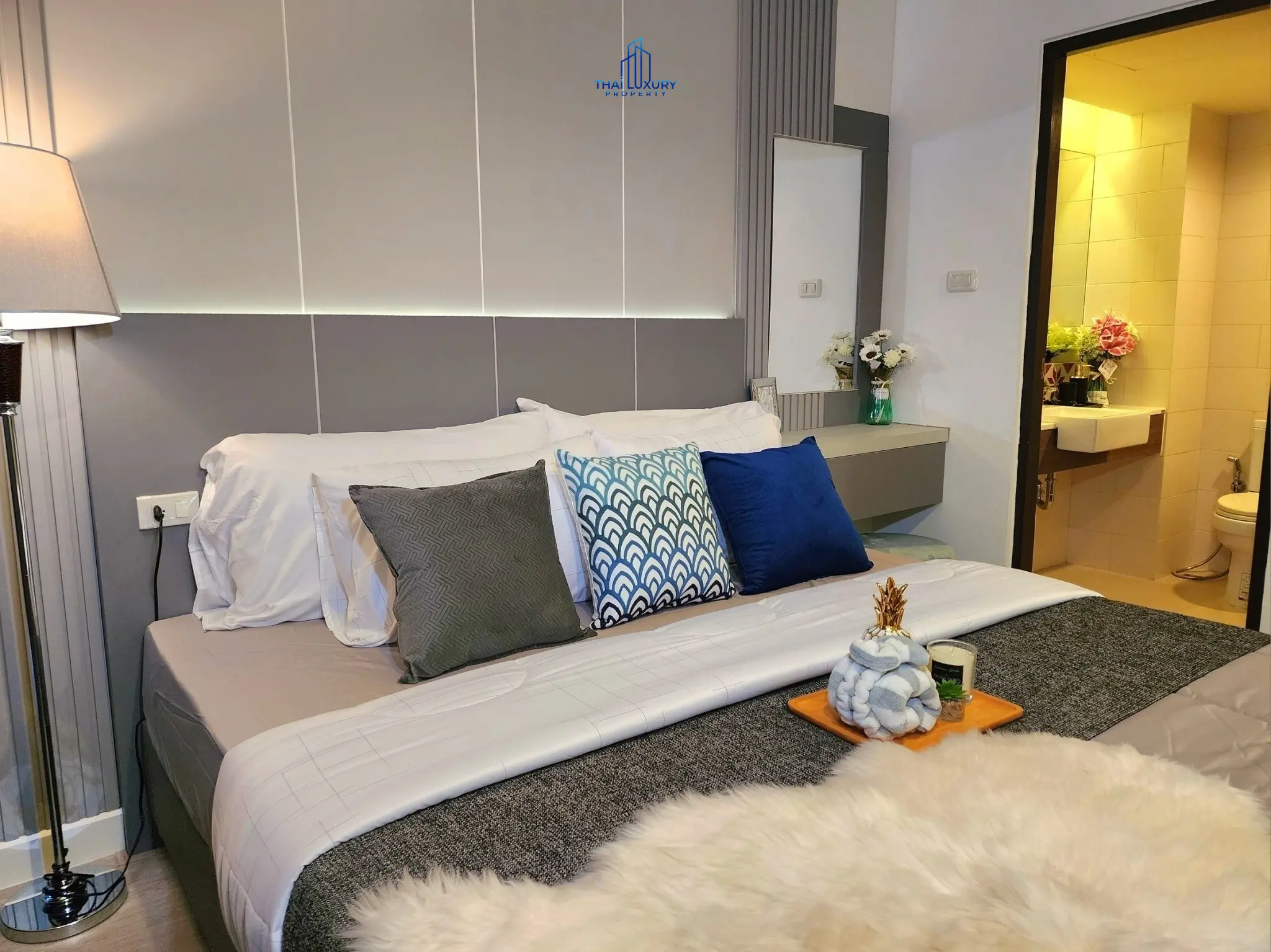 คอนโดสุดสวย 1 ห้องนอน ในทำเลเยี่ยม ที่ Bluroc หัวหิน สำหรับขาย