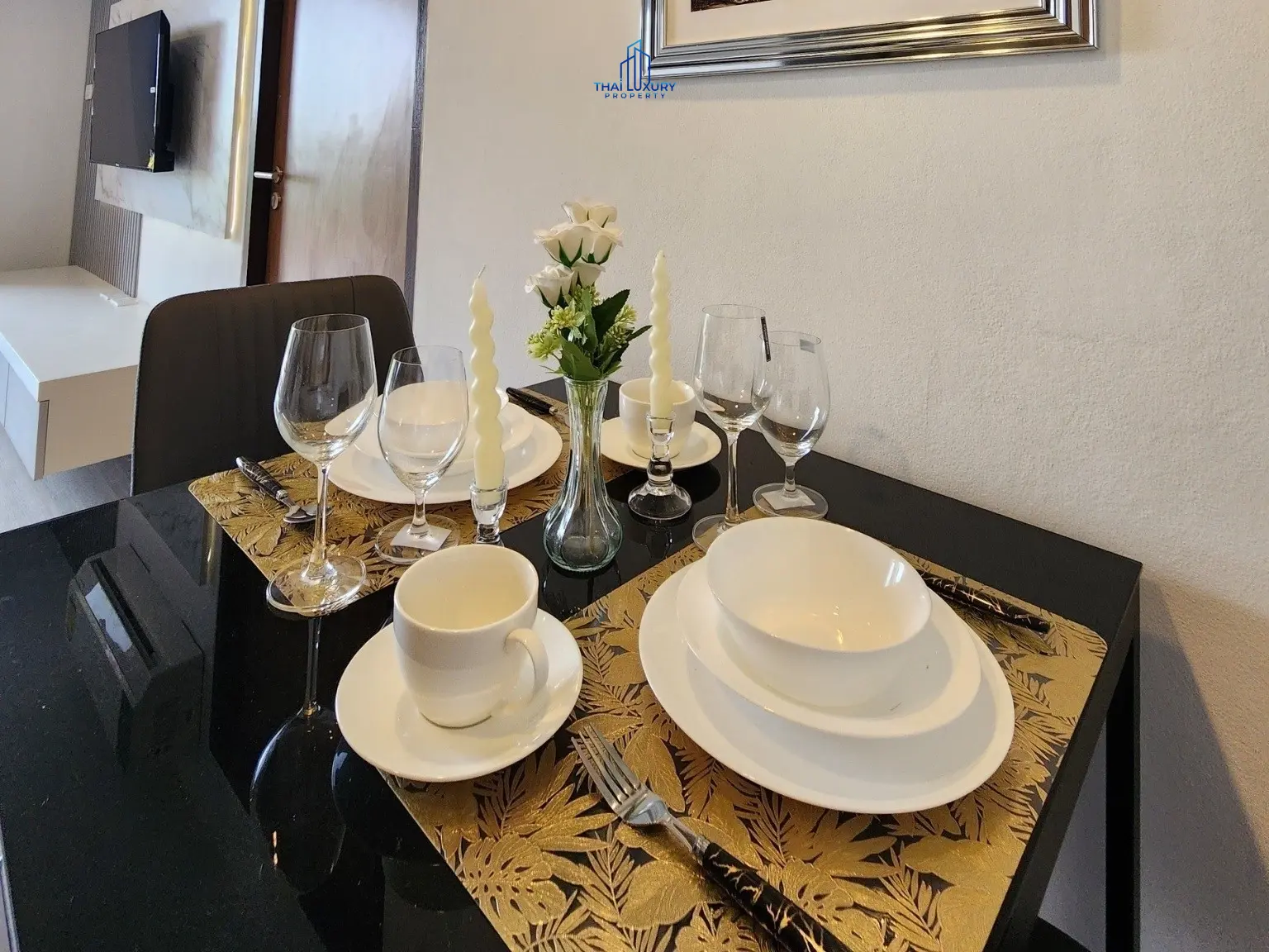 คอนโดสุดสวย 1 ห้องนอน ในทำเลเยี่ยม ที่ Bluroc หัวหิน สำหรับขาย