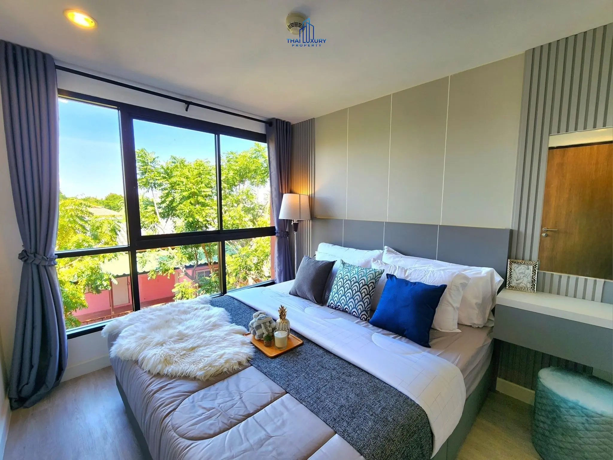 คอนโดสุดสวย 1 ห้องนอน ในทำเลเยี่ยม ที่ Bluroc หัวหิน สำหรับขาย