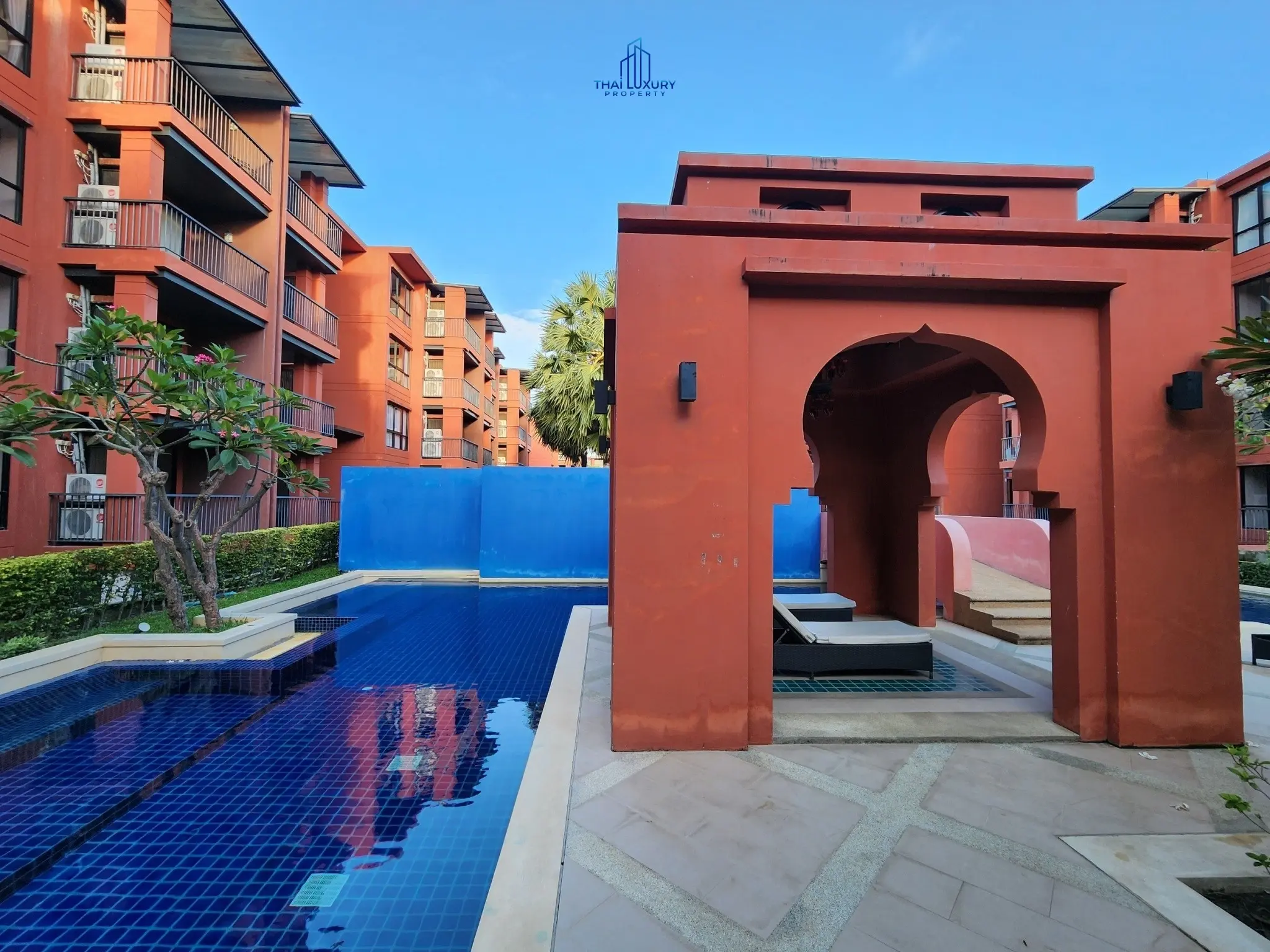 คอนโดสุดสวย 1 ห้องนอน ในทำเลเยี่ยม ที่ Bluroc หัวหิน สำหรับขาย