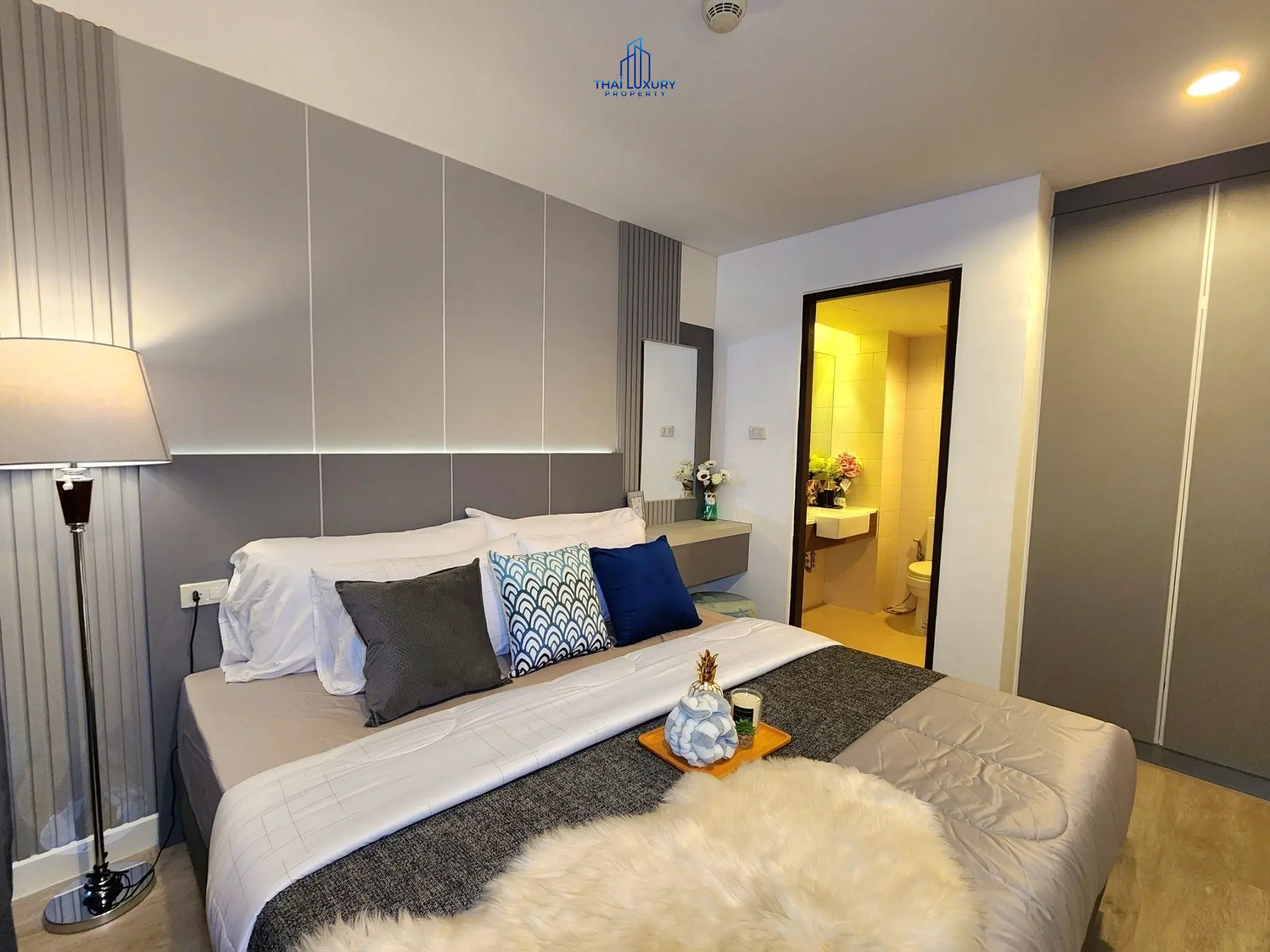 คอนโดสุดสวย 1 ห้องนอน ในทำเลเยี่ยม ที่ Bluroc หัวหิน สำหรับขาย