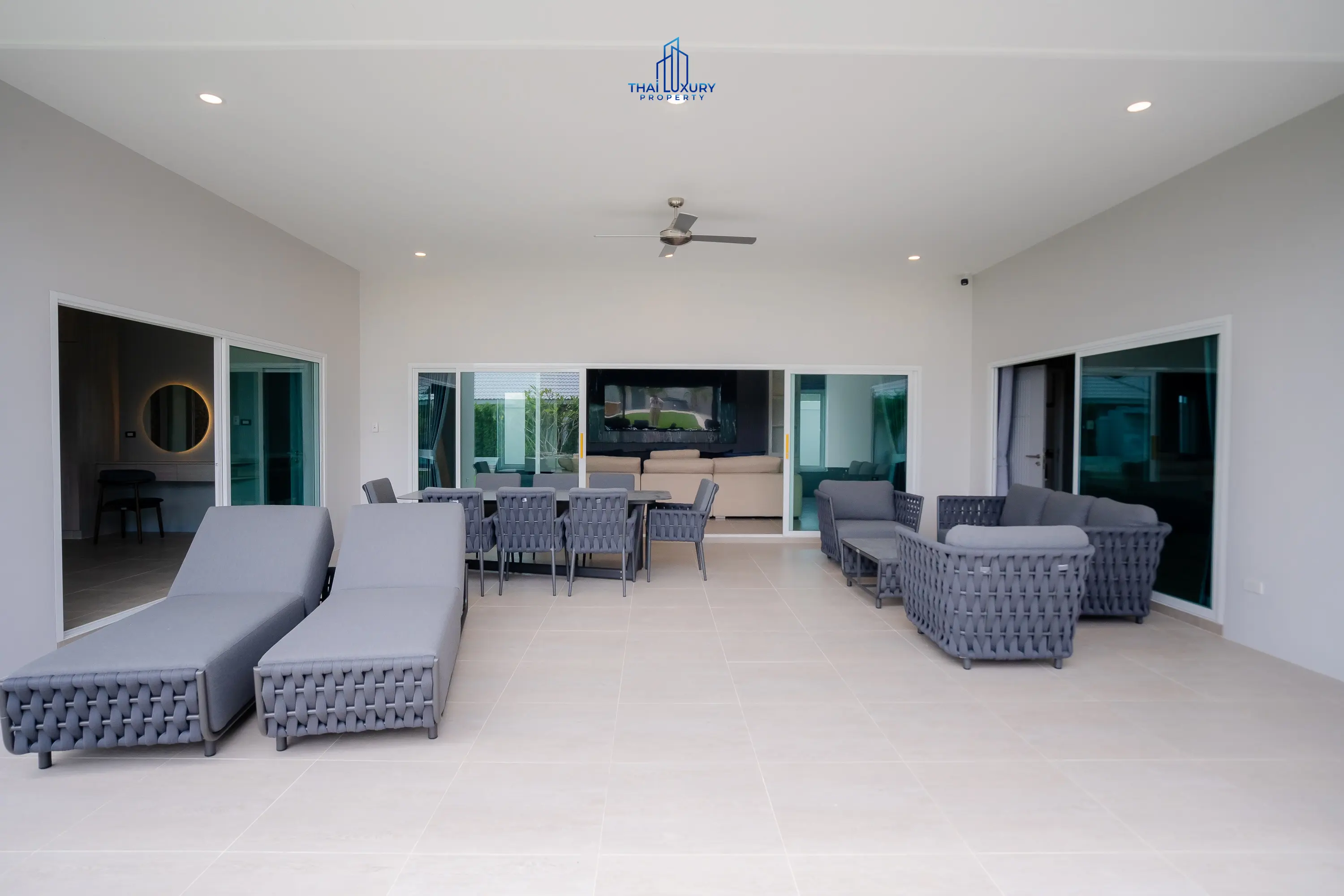 วิลล่าหรูสไตล์โมเดิร์น 5 ห้องนอน สำหรับขาย ที่ Meedee Homes หัวหิน 112