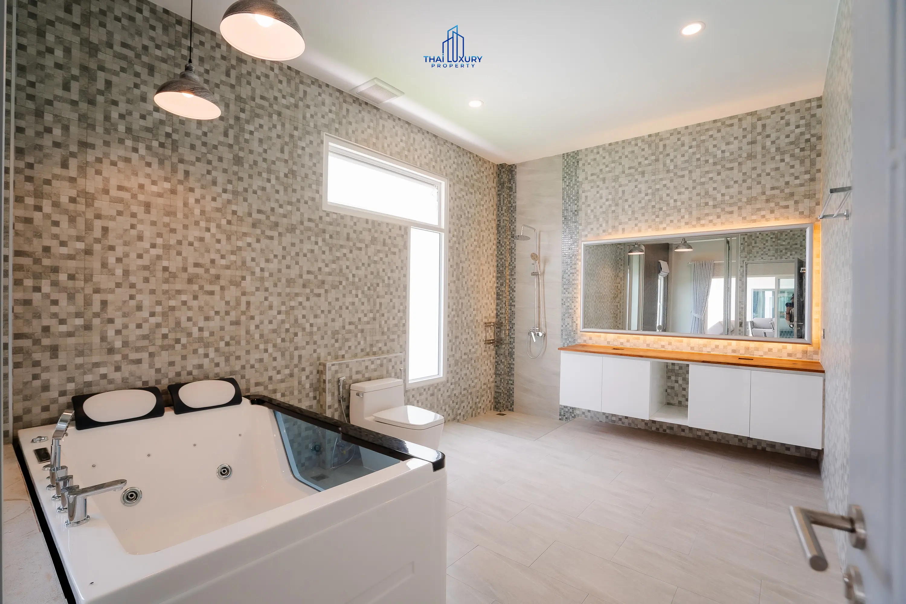 วิลล่าหรูสไตล์โมเดิร์น 5 ห้องนอน สำหรับขาย ที่ Meedee Homes หัวหิน 112