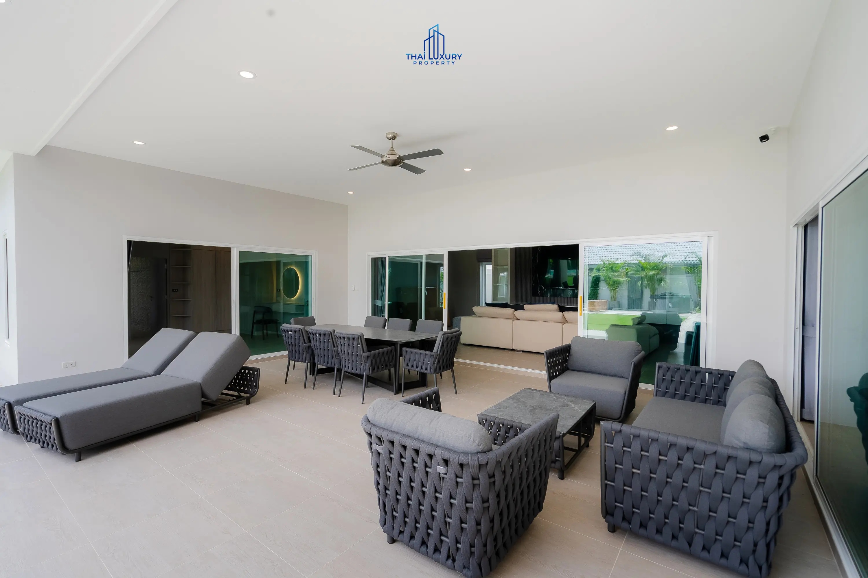วิลล่าหรูสไตล์โมเดิร์น 5 ห้องนอน สำหรับขาย ที่ Meedee Homes หัวหิน 112
