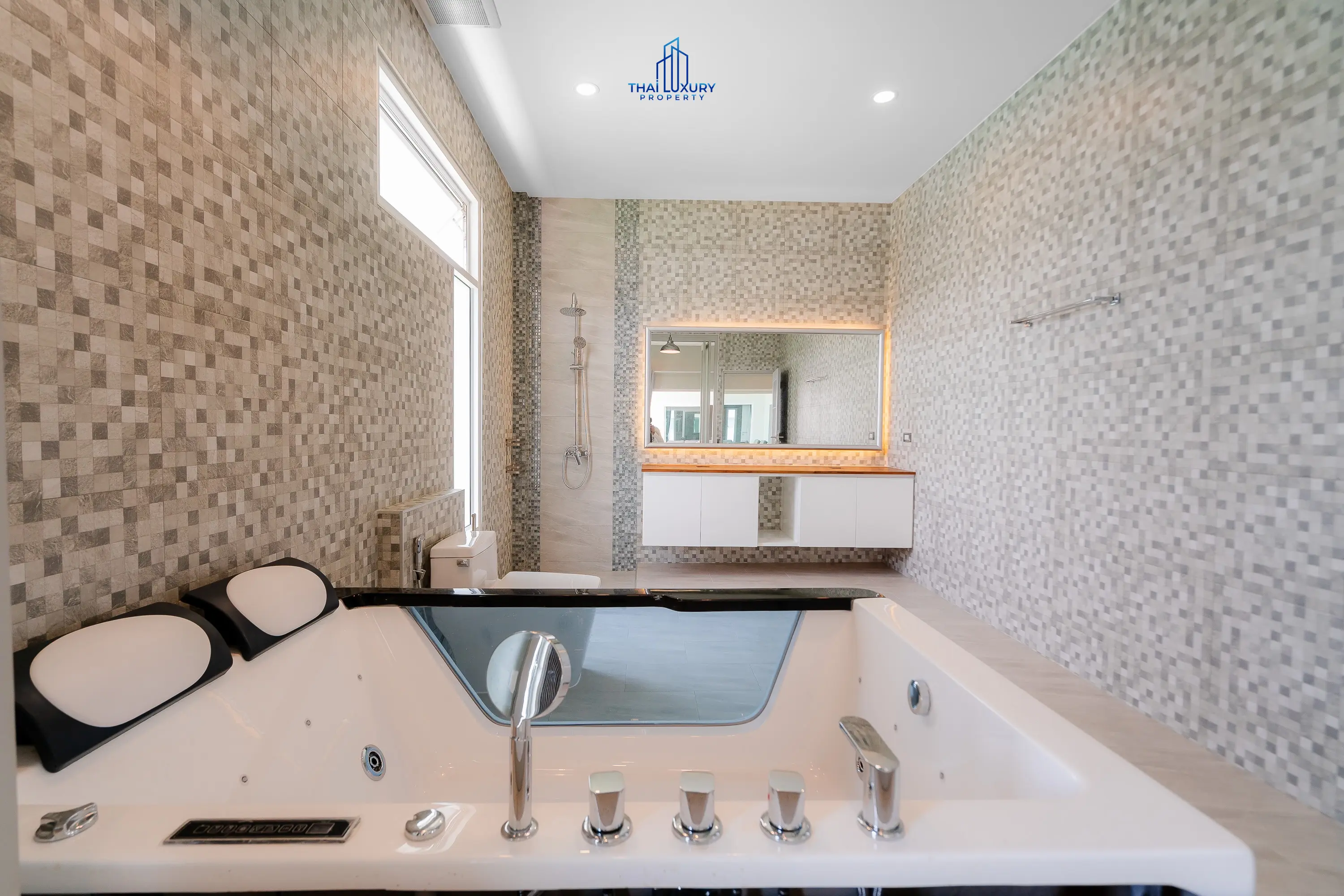 วิลล่าหรูสไตล์โมเดิร์น 5 ห้องนอน สำหรับขาย ที่ Meedee Homes หัวหิน 112