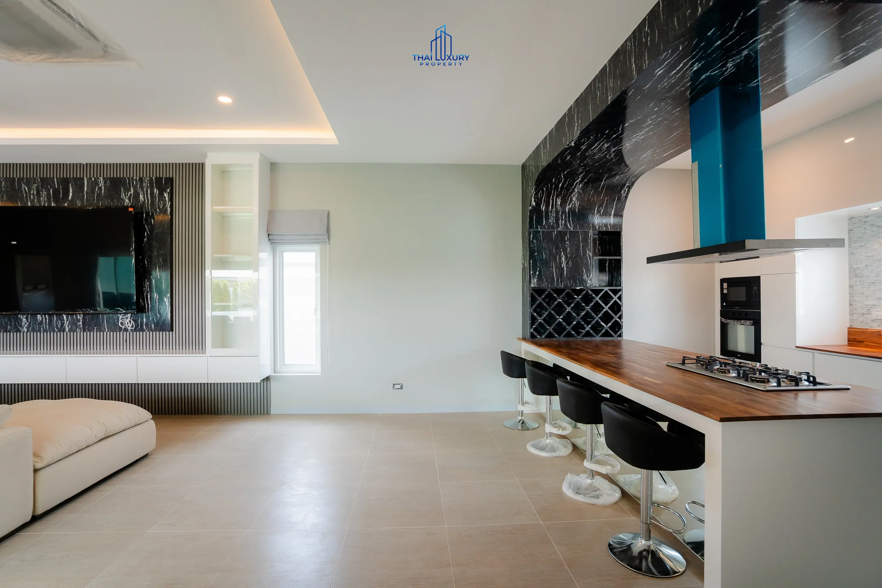 วิลล่าหรูสไตล์โมเดิร์น 5 ห้องนอน สำหรับขาย ที่ Meedee Homes หัวหิน 112