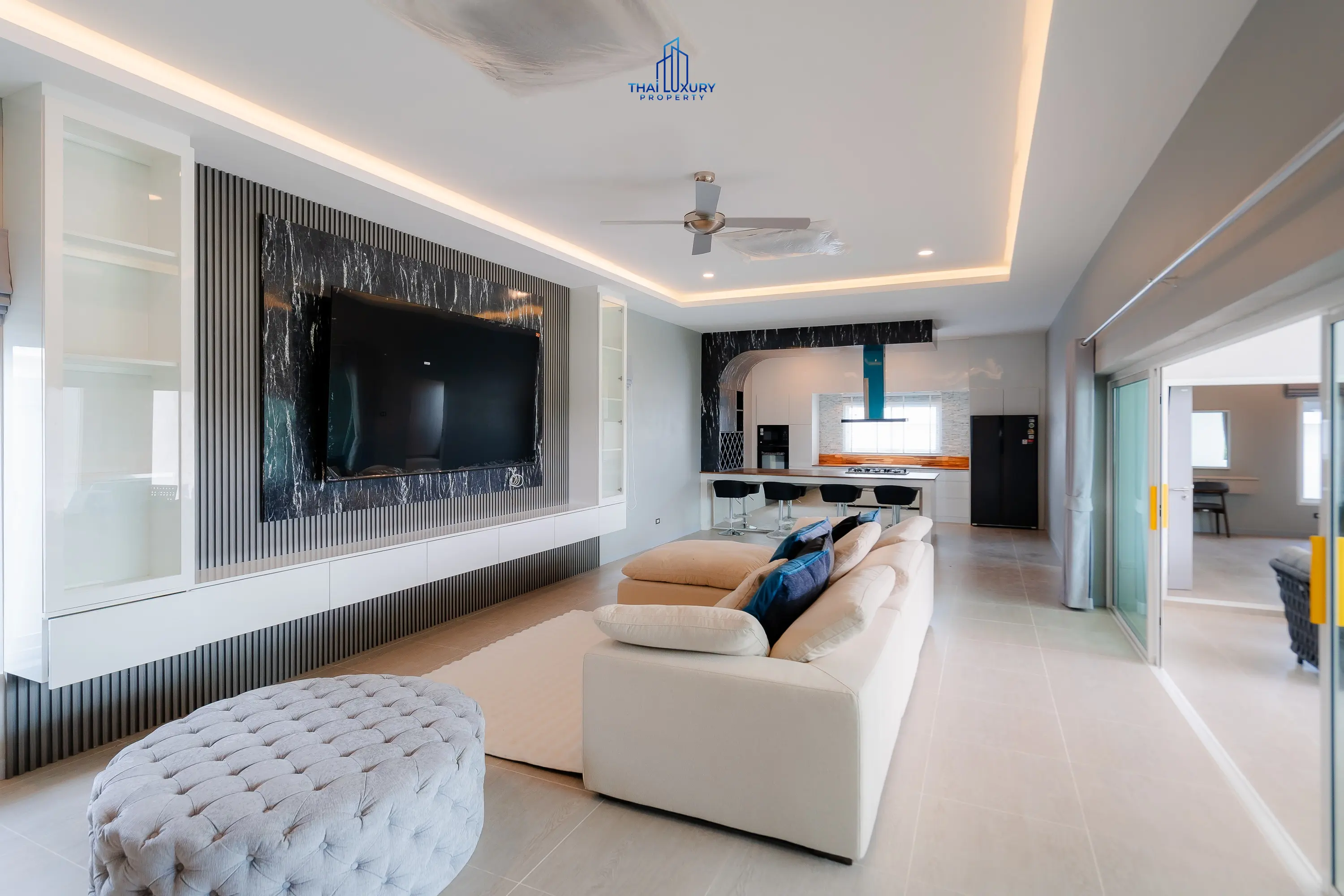 วิลล่าหรูสไตล์โมเดิร์น 5 ห้องนอน สำหรับขาย ที่ Meedee Homes หัวหิน 112