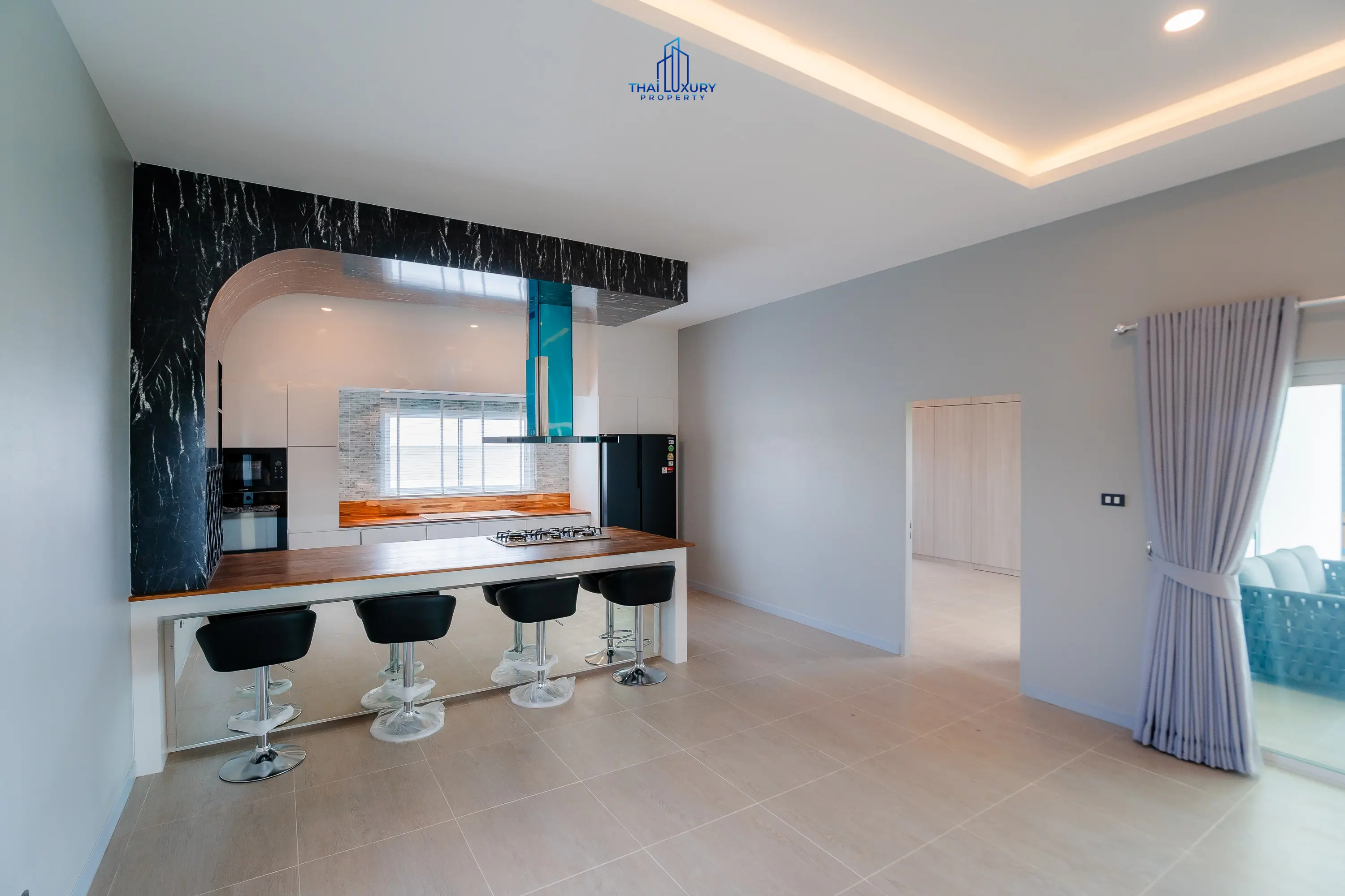 วิลล่าหรูสไตล์โมเดิร์น 5 ห้องนอน สำหรับขาย ที่ Meedee Homes หัวหิน 112