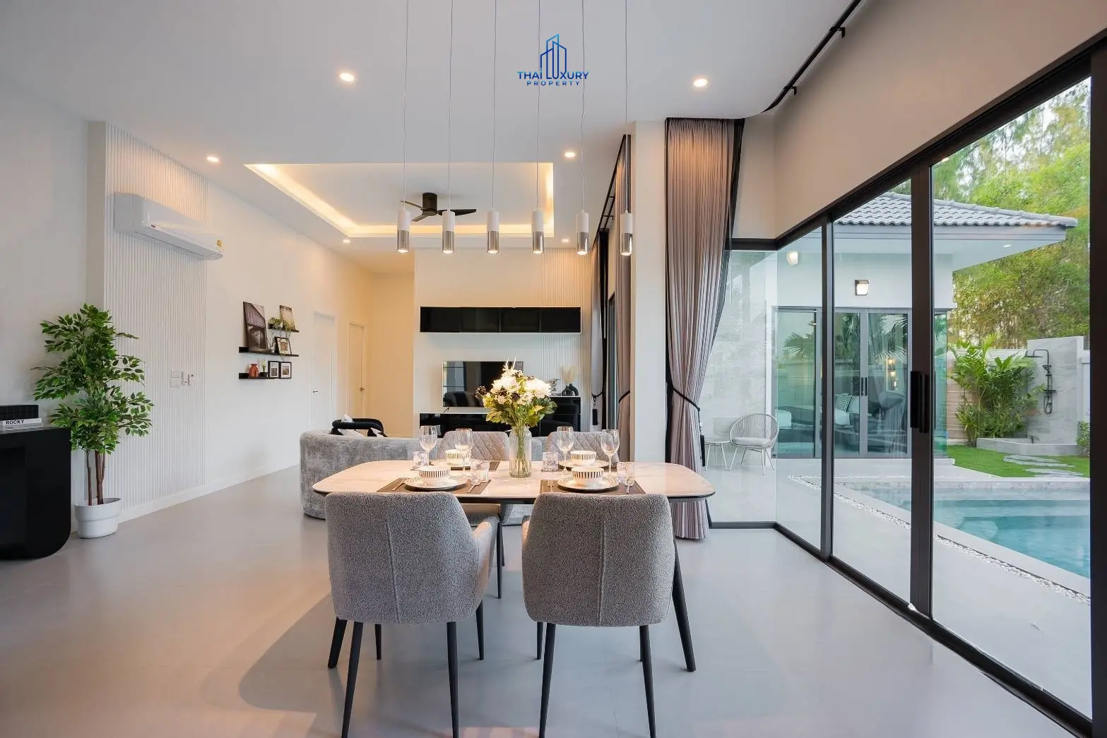 ขายบ้านวิลล่าหรูสมัยใหม่ 3 ห้องนอน พร้อมสระว่ายน้ำ ที่ Oxygen Hua Hin