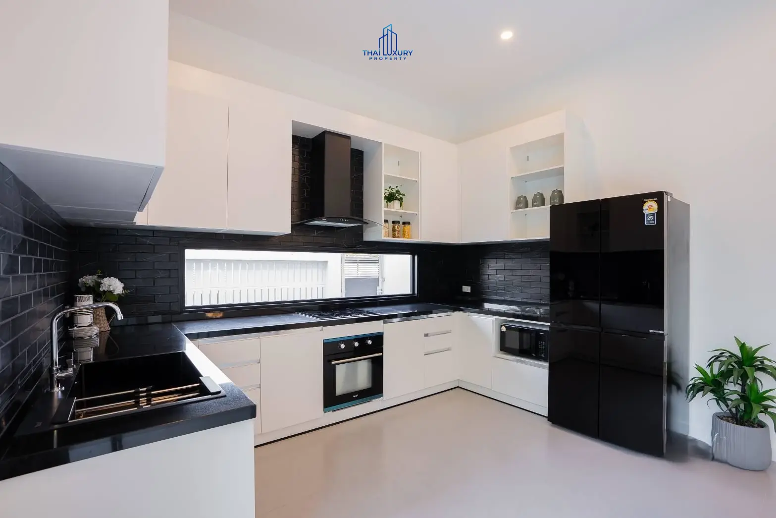 ขายบ้านวิลล่าหรูสมัยใหม่ 3 ห้องนอน พร้อมสระว่ายน้ำ ที่ Oxygen Hua Hin
