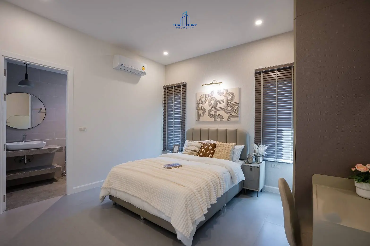 ขายบ้านวิลล่าหรูสมัยใหม่ 3 ห้องนอน พร้อมสระว่ายน้ำ ที่ Oxygen Hua Hin